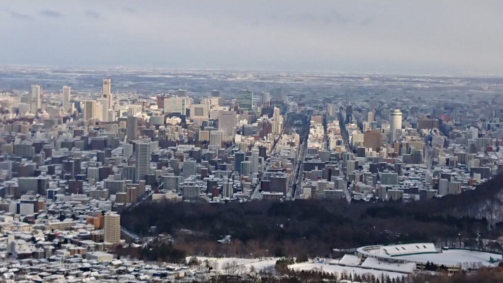 大倉山ジャンプ競技場の展望台から見た札幌市街
