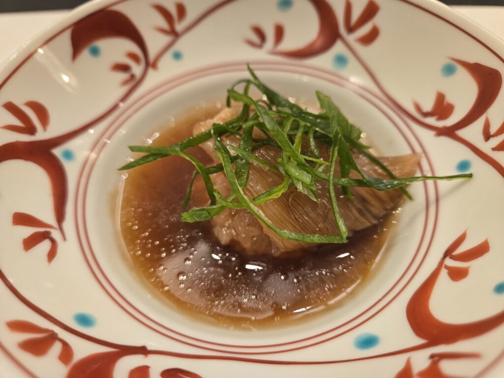 極みすき焼きコースのフカヒレ