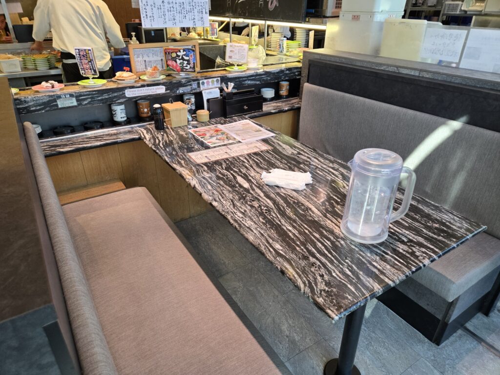 6名まで座れるボックス席