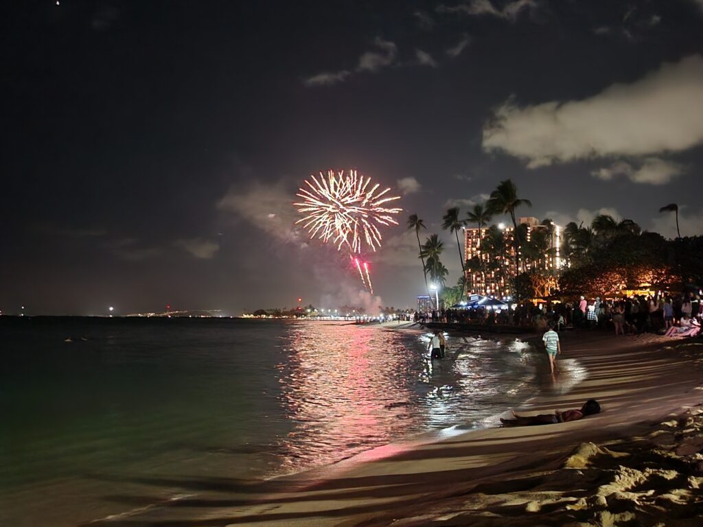 ハワイ ヒルトン 花火