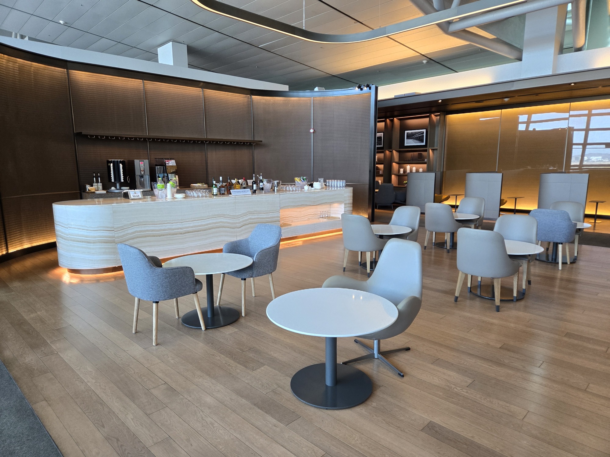 アシアナ航空のラウンジ内部