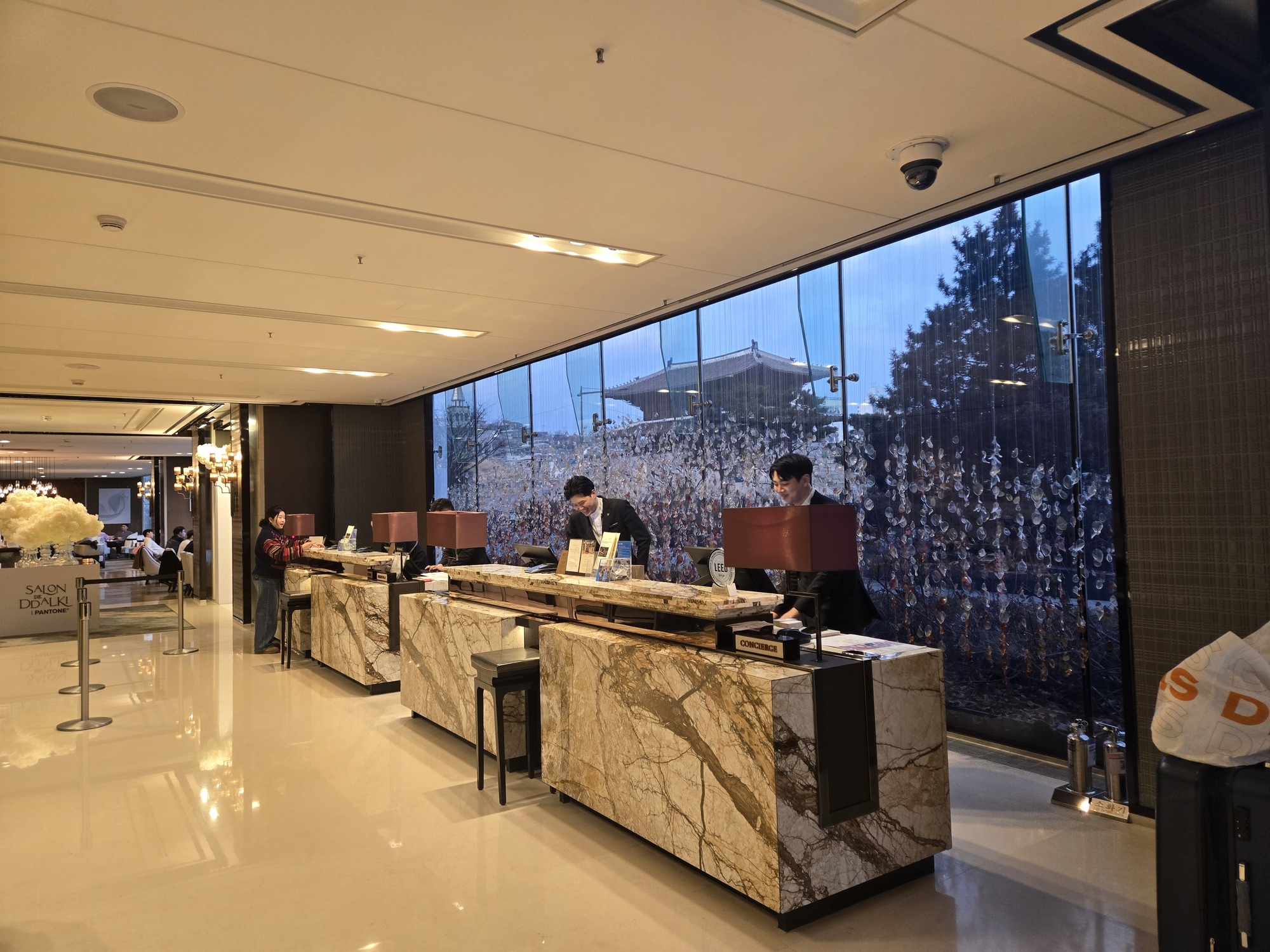 外観・エントランス