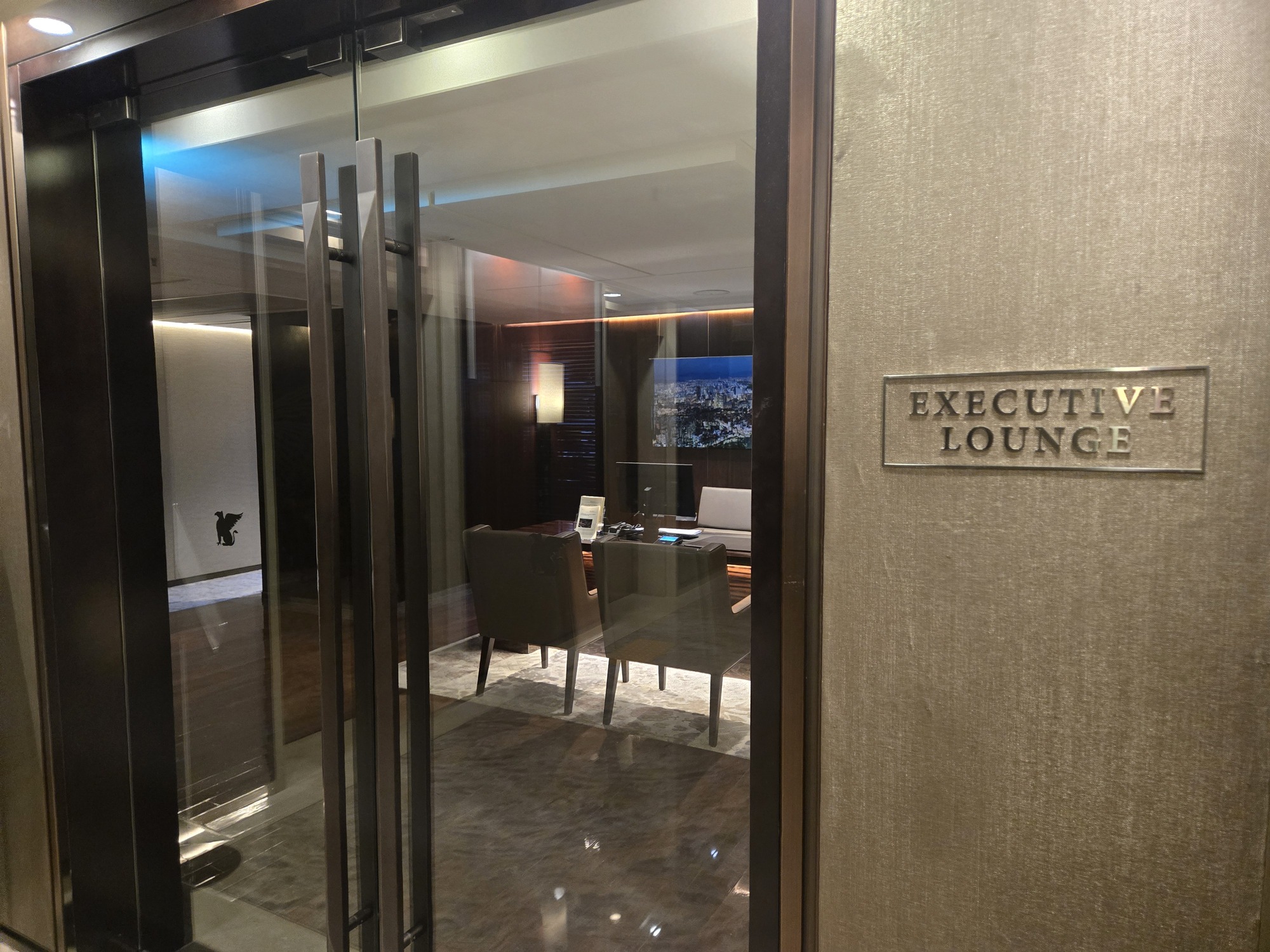 クラブラウンジ