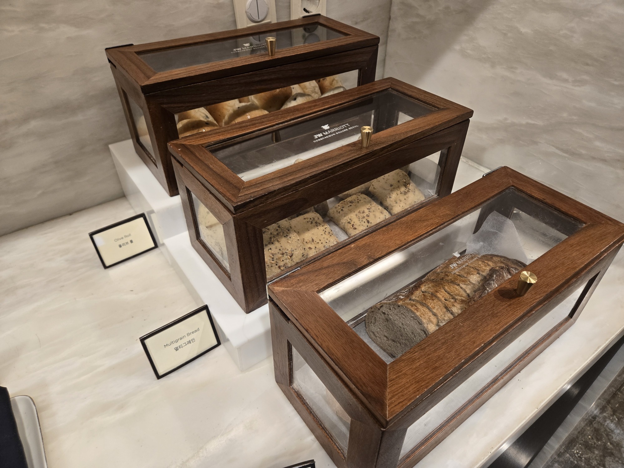 クラブラウンジ