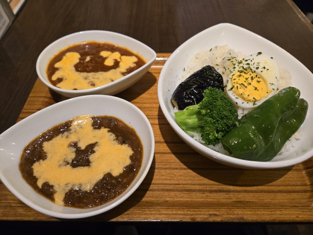 鴻 神田駿河台店 黒毛和牛の無水チーズキーマカレー