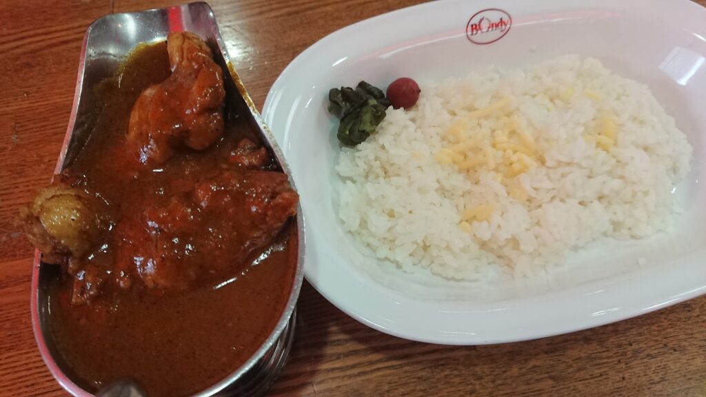 ボンディ 神保町の欧風チキンカレー