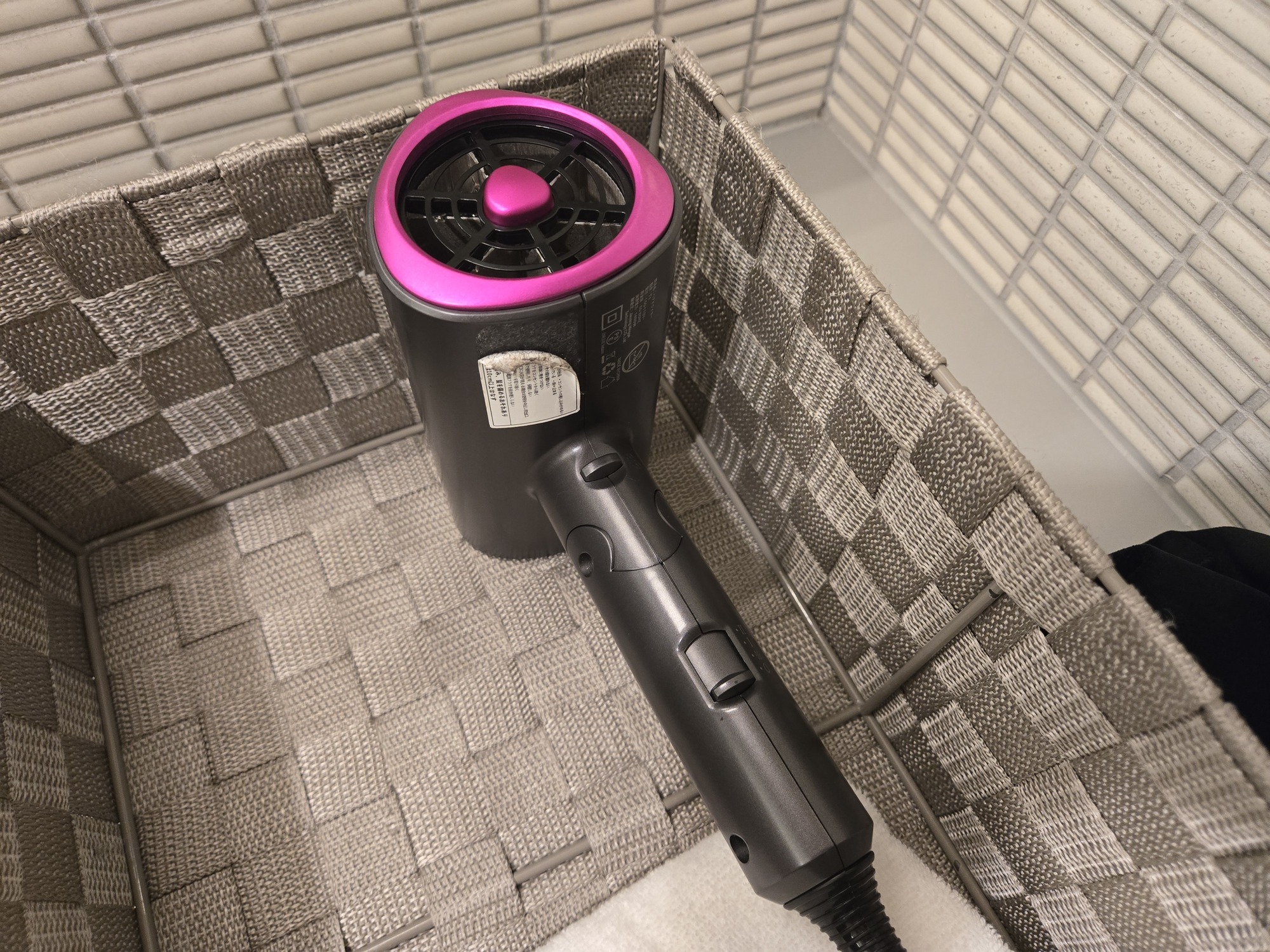 ラウンジのドライヤー設備