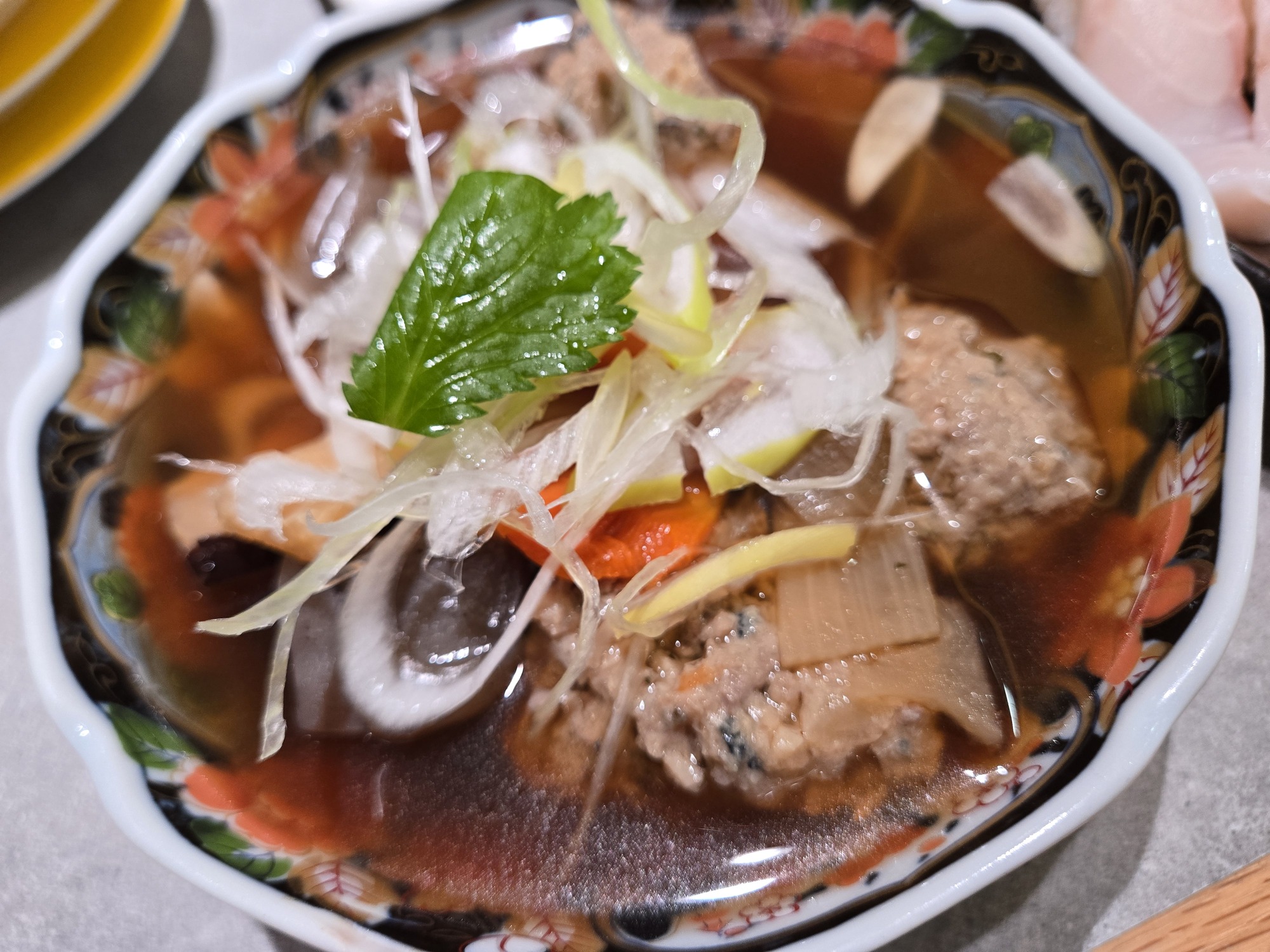 具だくさんのつみれ汁