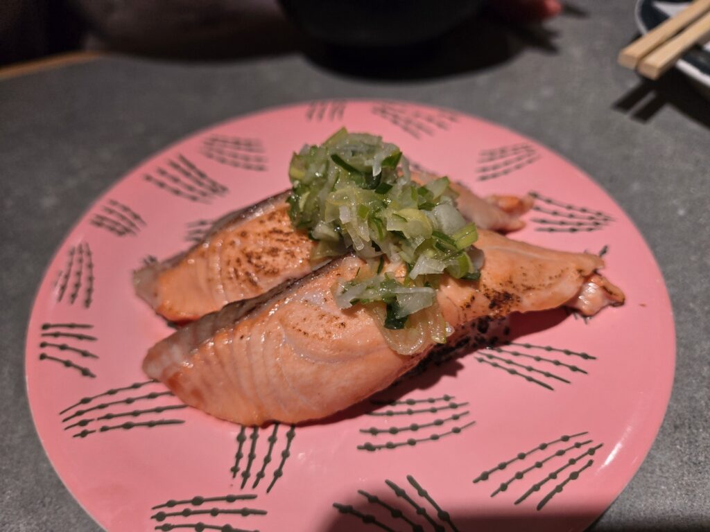 炙りサーモンの握り寿司