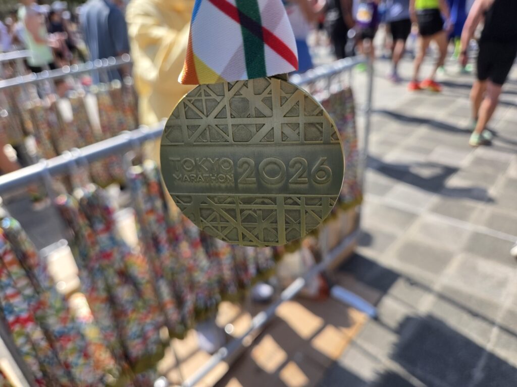 東京マラソン2026のフィニッシャーメダル