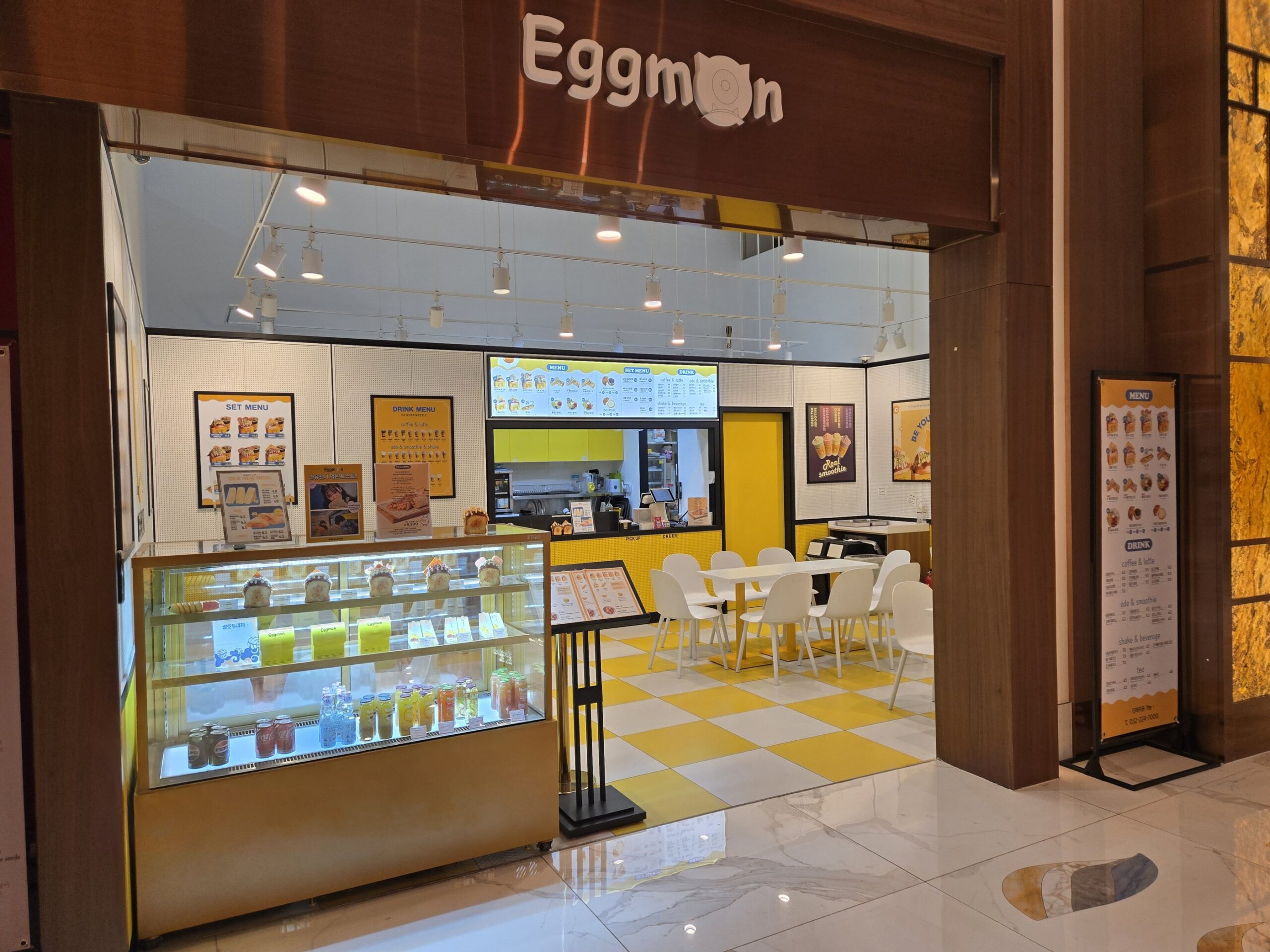 インスパイア内のEggmonの入り口