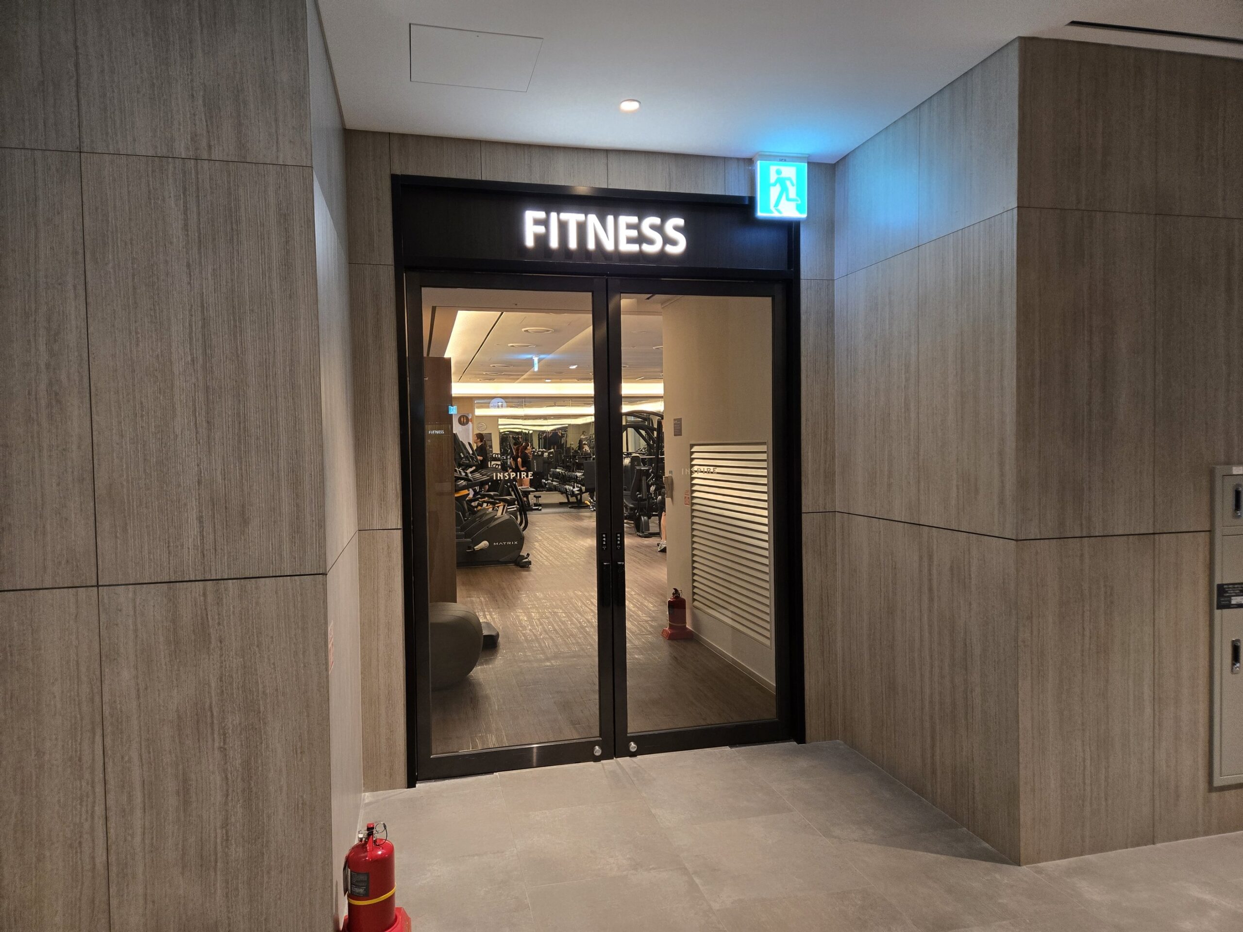 フィットネスジム入口