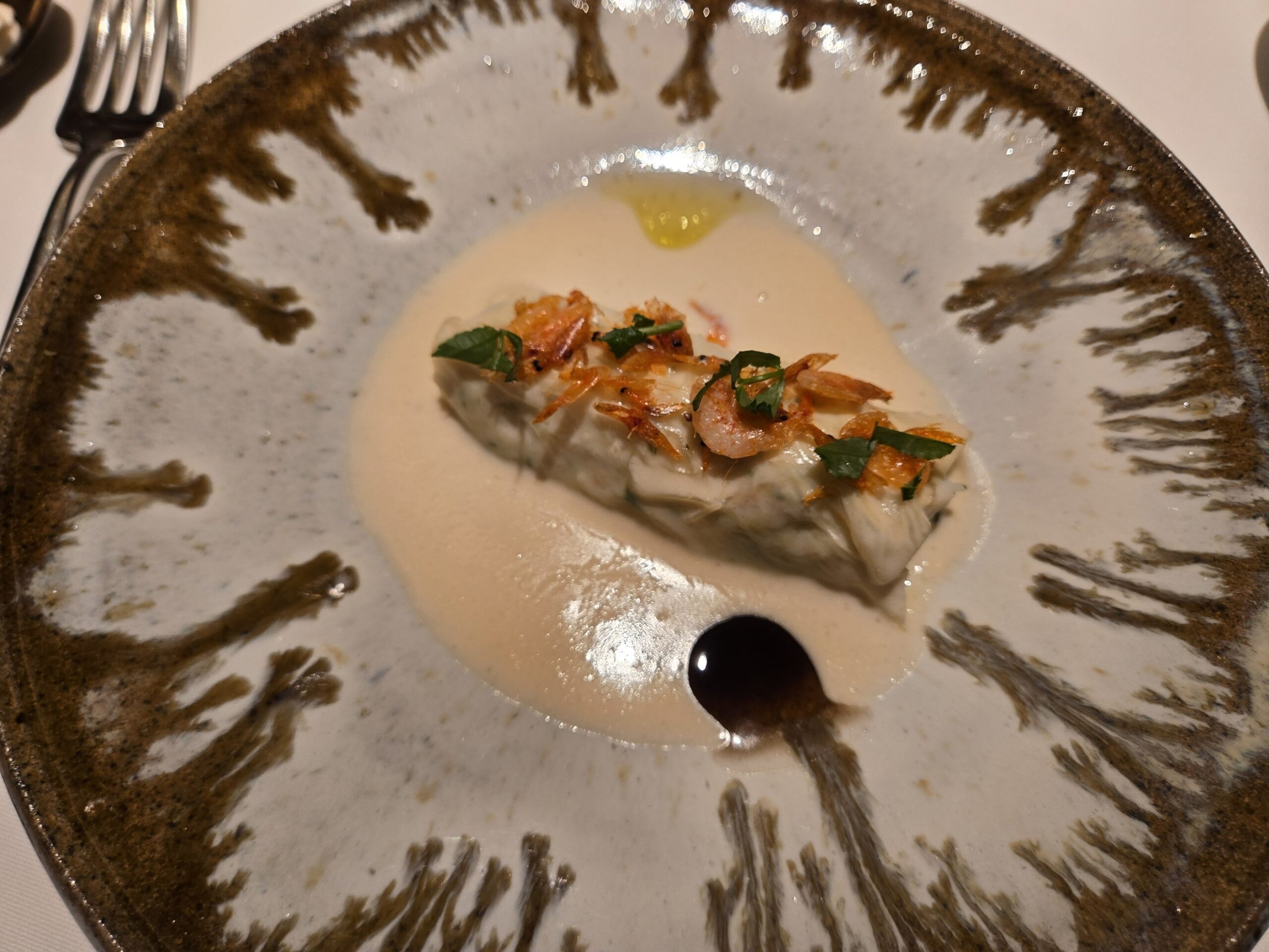 クリーミーなソースのフランス料理