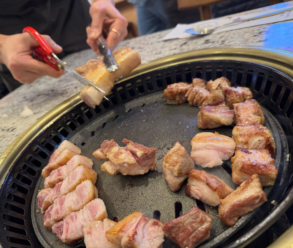 肉典食堂のサムギョプサルとモクサル