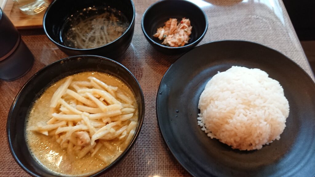 ココナッツカレー