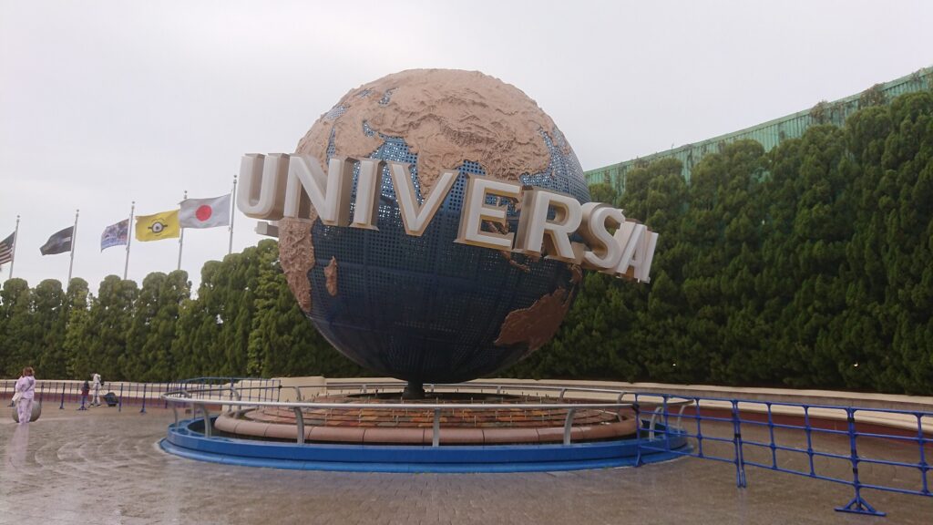 USJの地球儀モニュメント