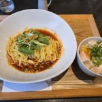 ラー油麺と鶏むね肉丼のセット