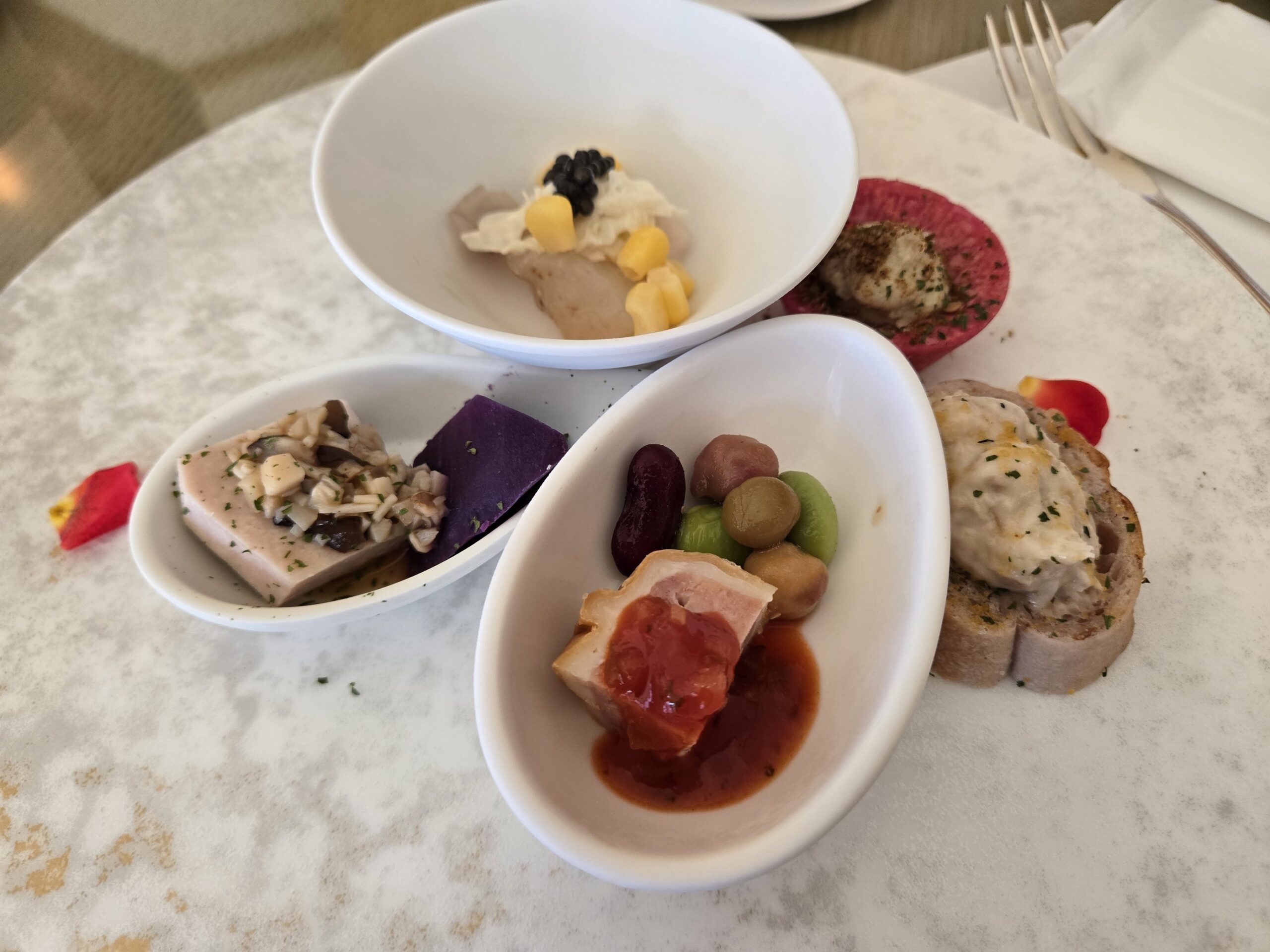 色とりどりの前菜, プレート, 多彩な味