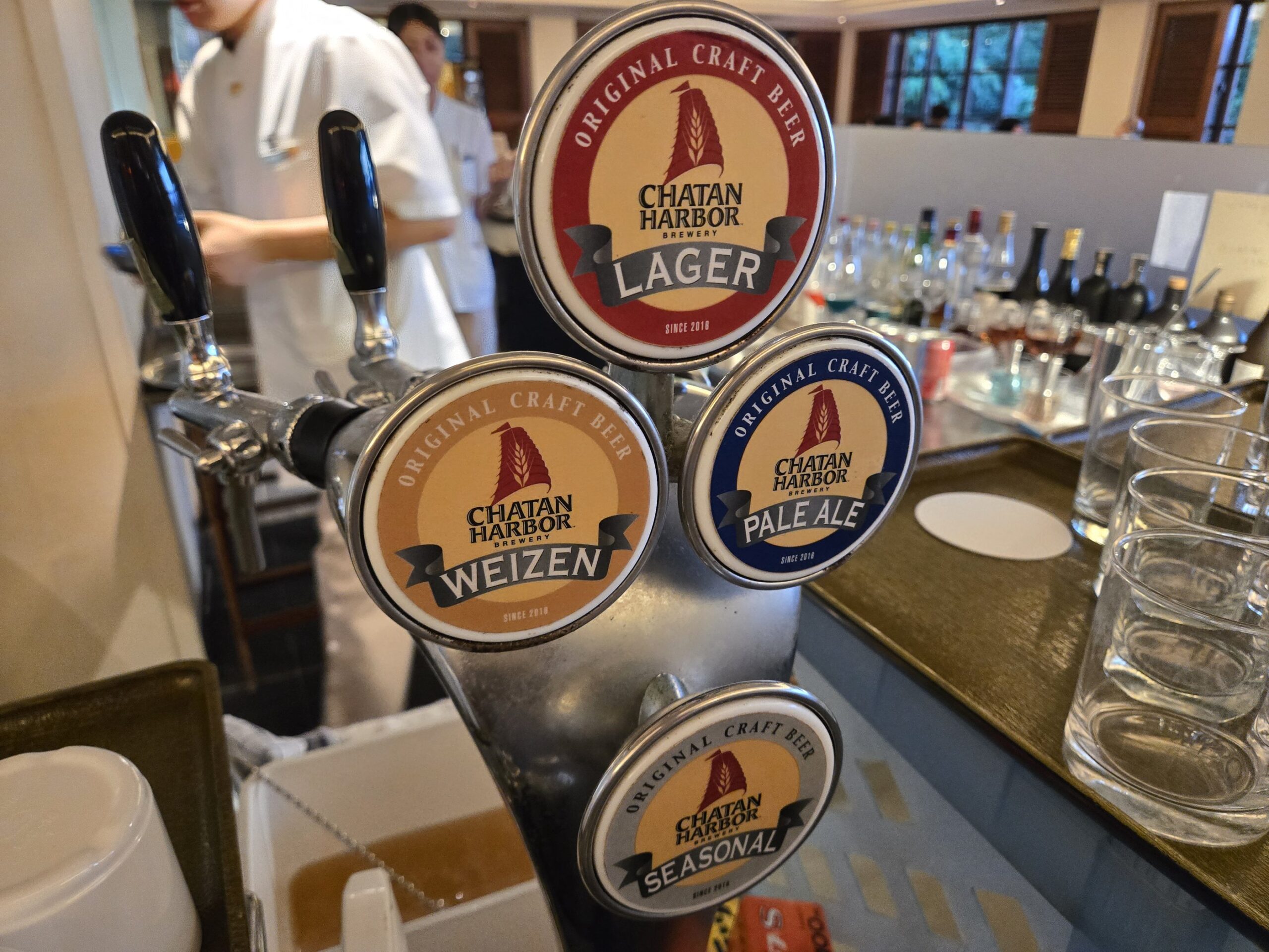チャタンハーバークラフトビールのタップ