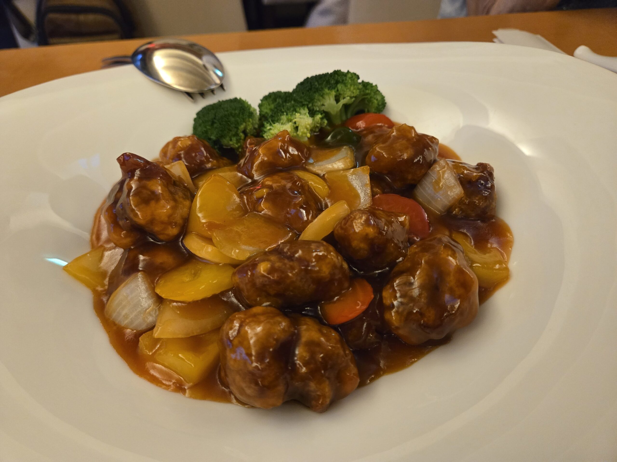 甘酢あん、肉料理、カラフル野菜