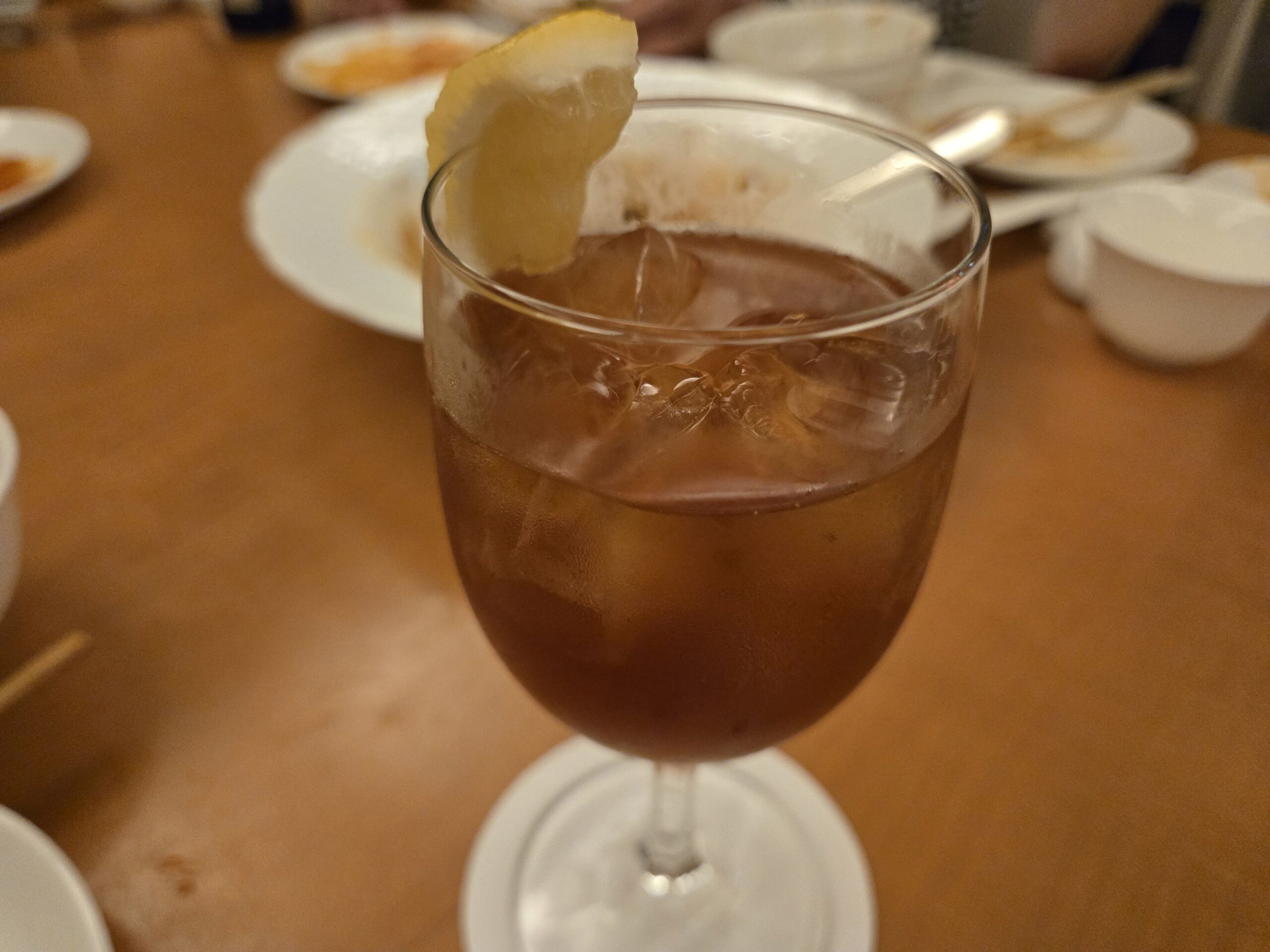 レモン添えアイスティー