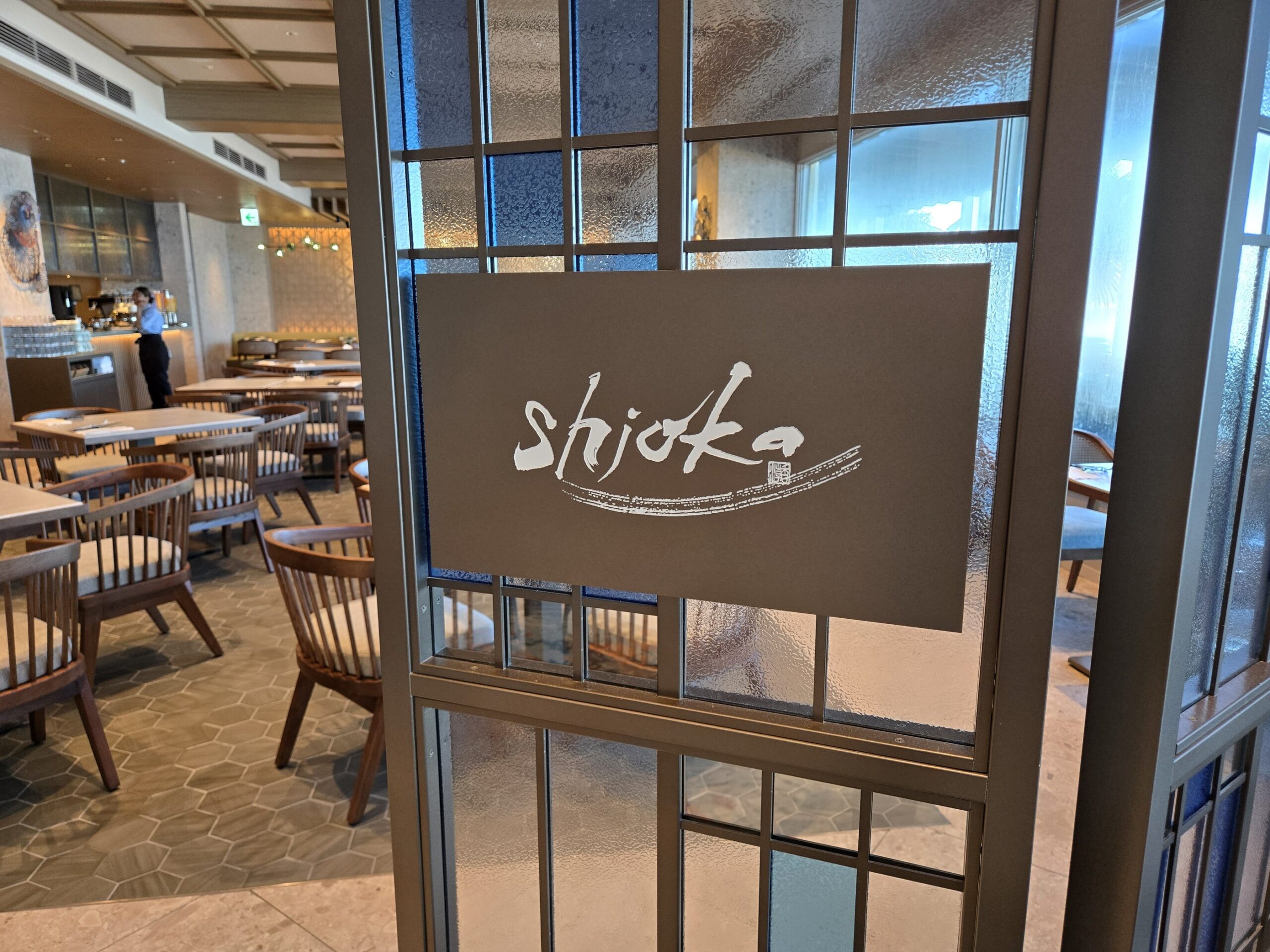 朝食会場のカフェ「shijoka」