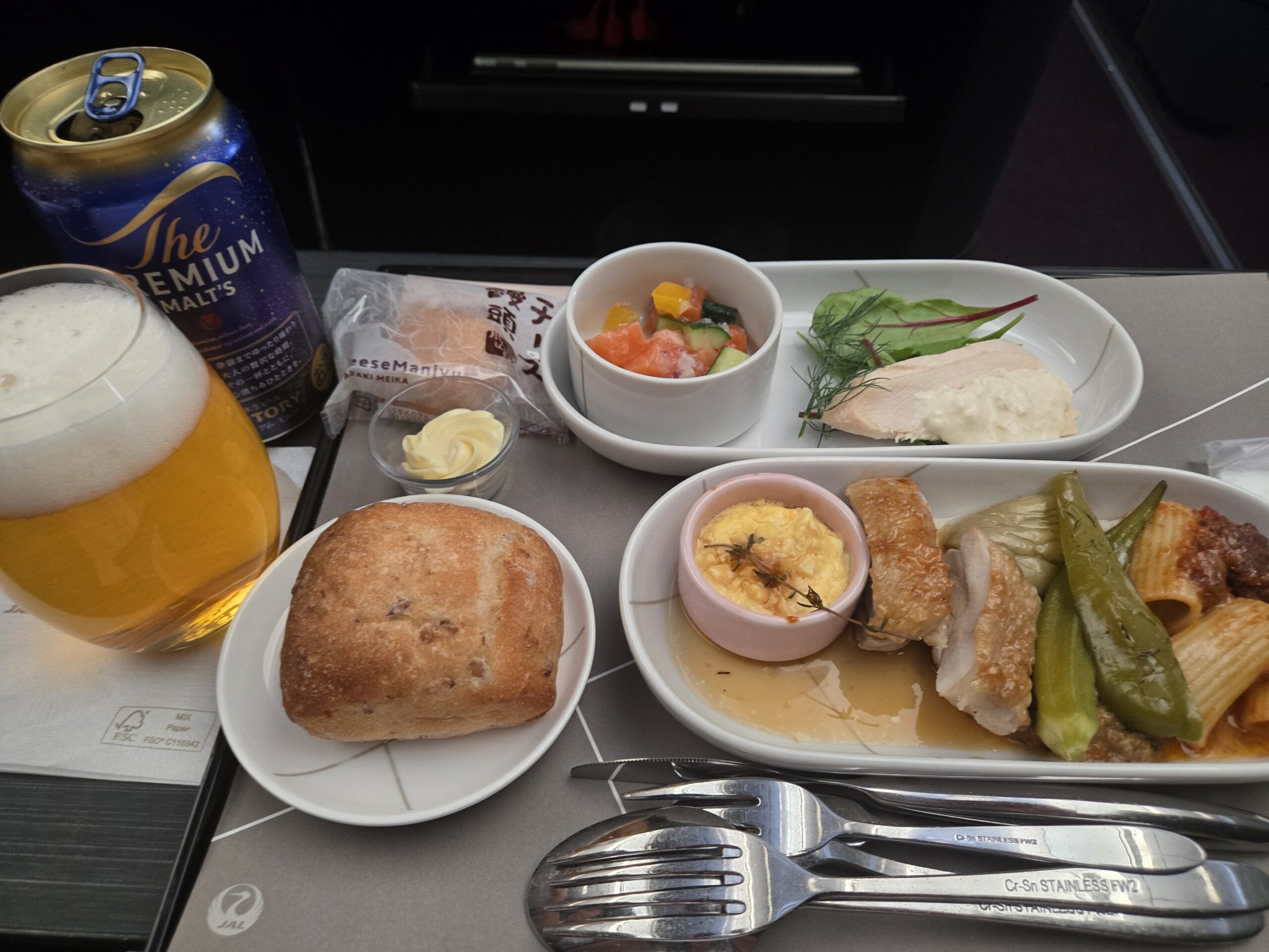 フライト機内食とビール