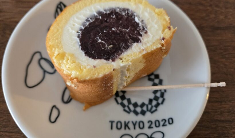 「あんバタロール」をカットした断面