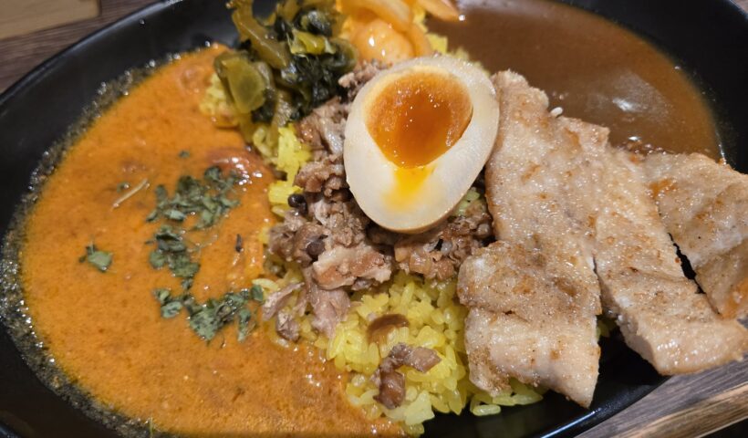 カリガリ東京駅、東京日の丸カレーの皿盛り