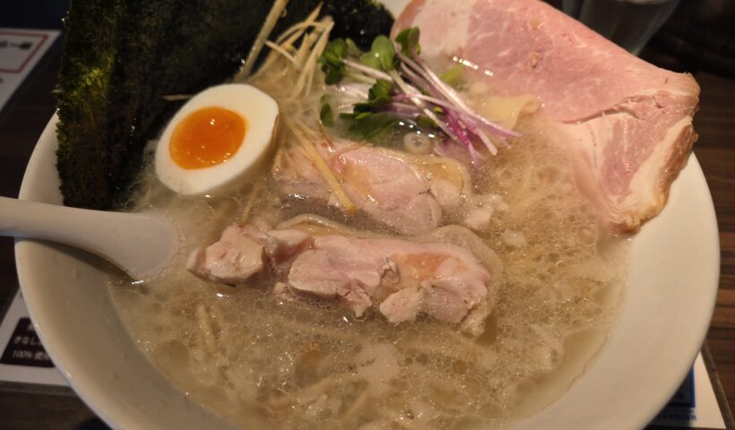 淡路町 MANNISHの「特製コッテリ 塩生姜らー麺」