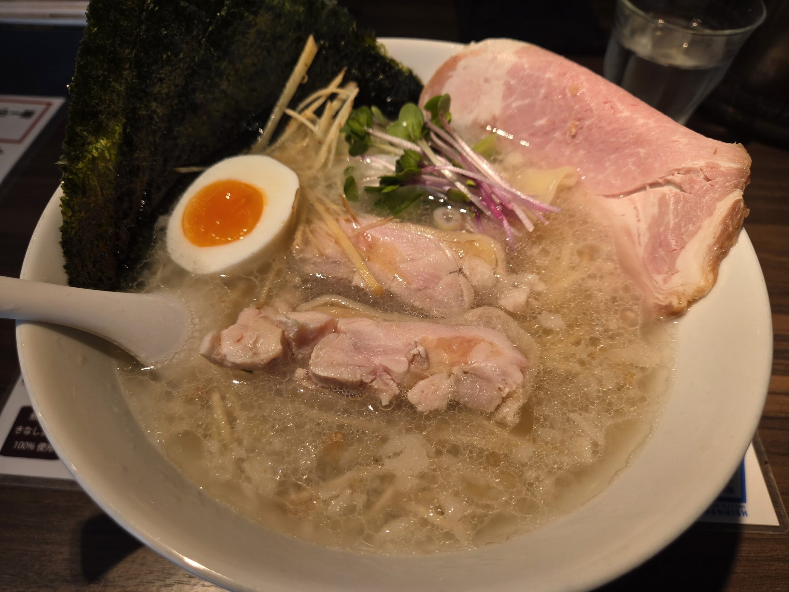 淡路町 MANNISHの「特製コッテリ 塩生姜らー麺」