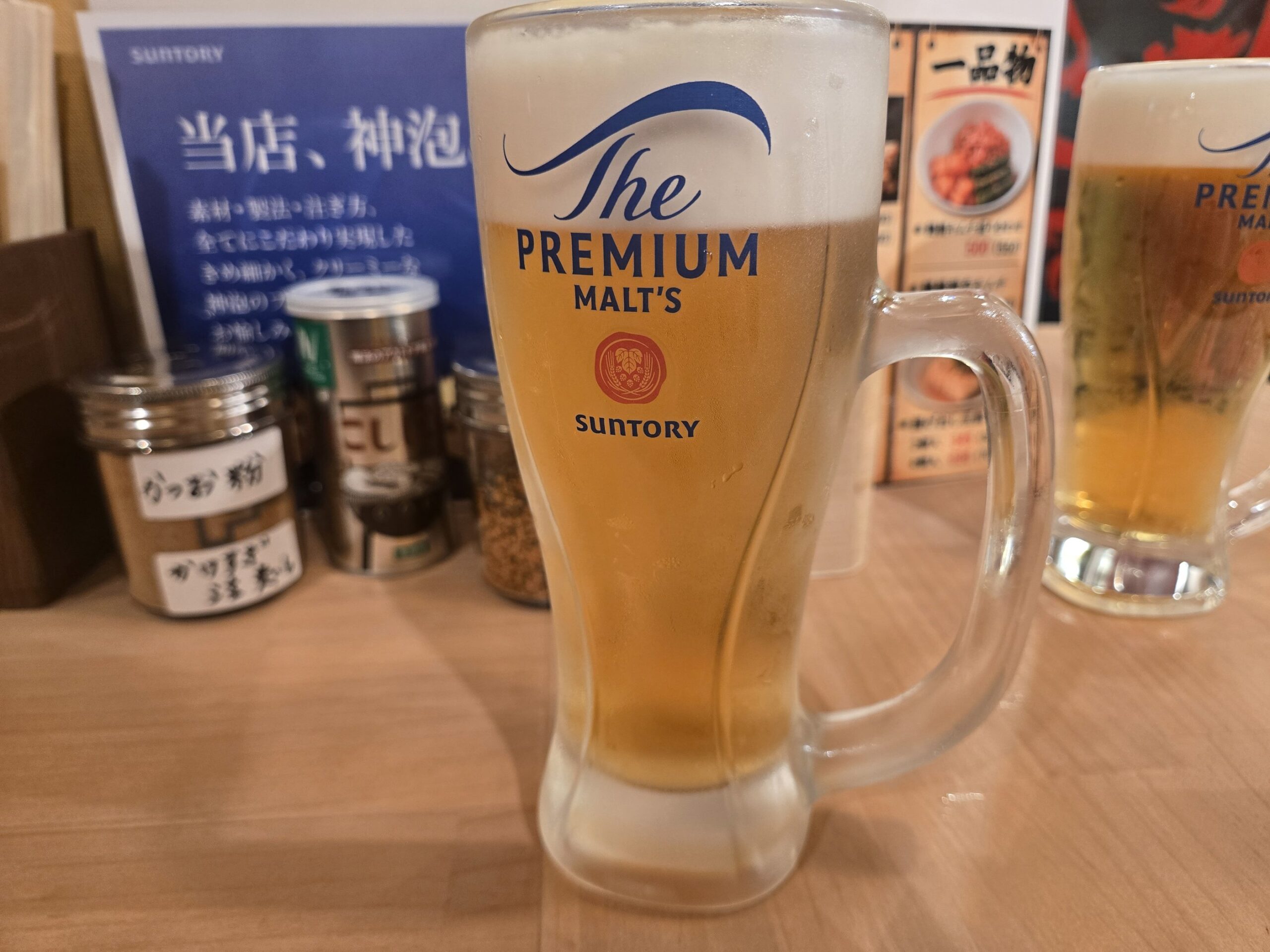 大阪あべのたこやきやまちゃん神田店のザ・プレミアム・モルツ生ビール