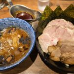 神田小川町「つけ麺 神儺祁」レビュー|特製つけ麺とカレールーを実食 神田小川町のつけ麺神儺祁、特製つけ麺、カレールー付き、魚介系豚骨